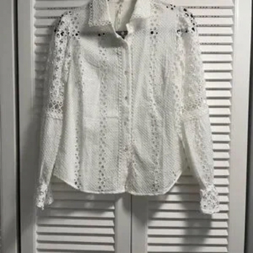 Chic White Lace Women's Blouse